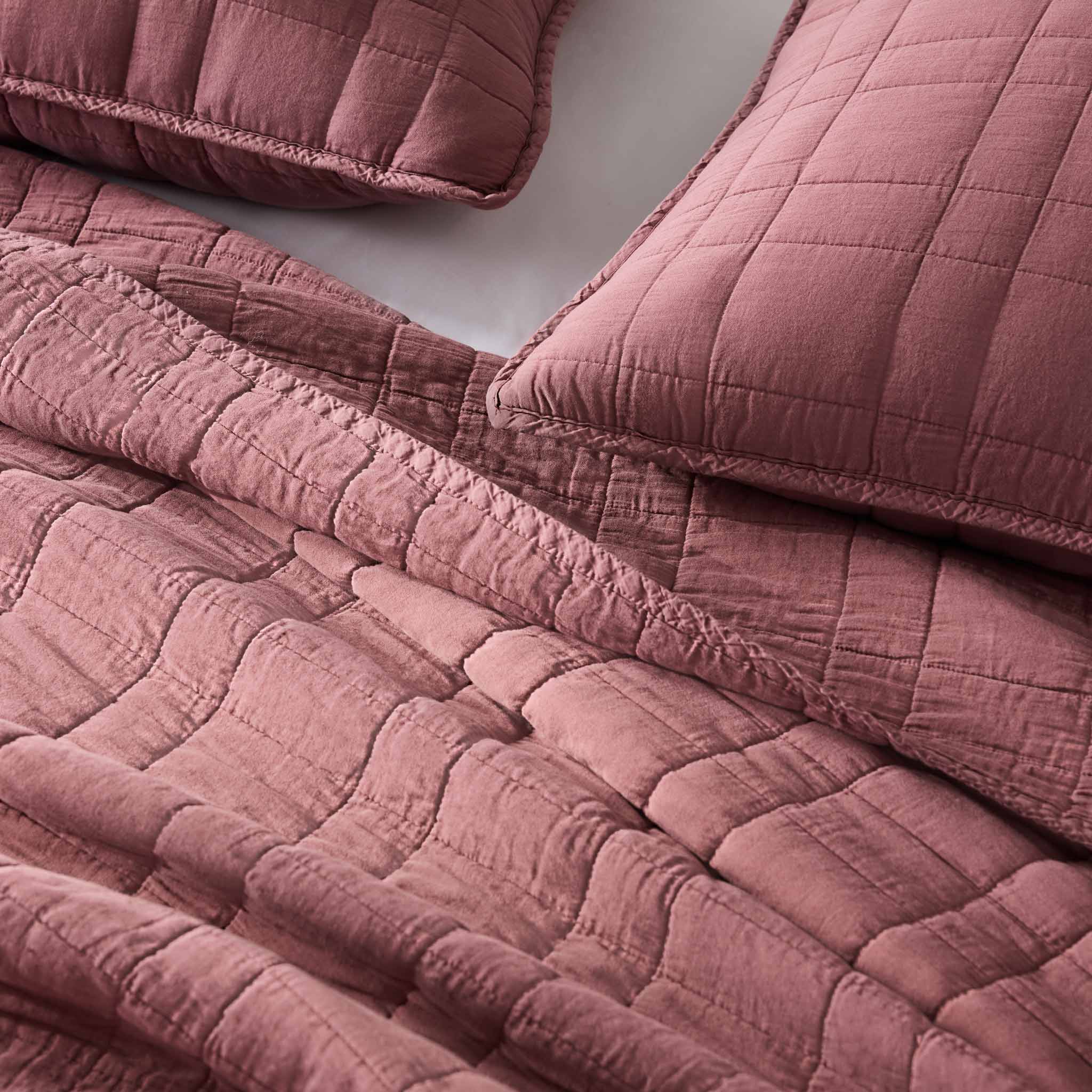 Lightweight Cotton Quilt Set